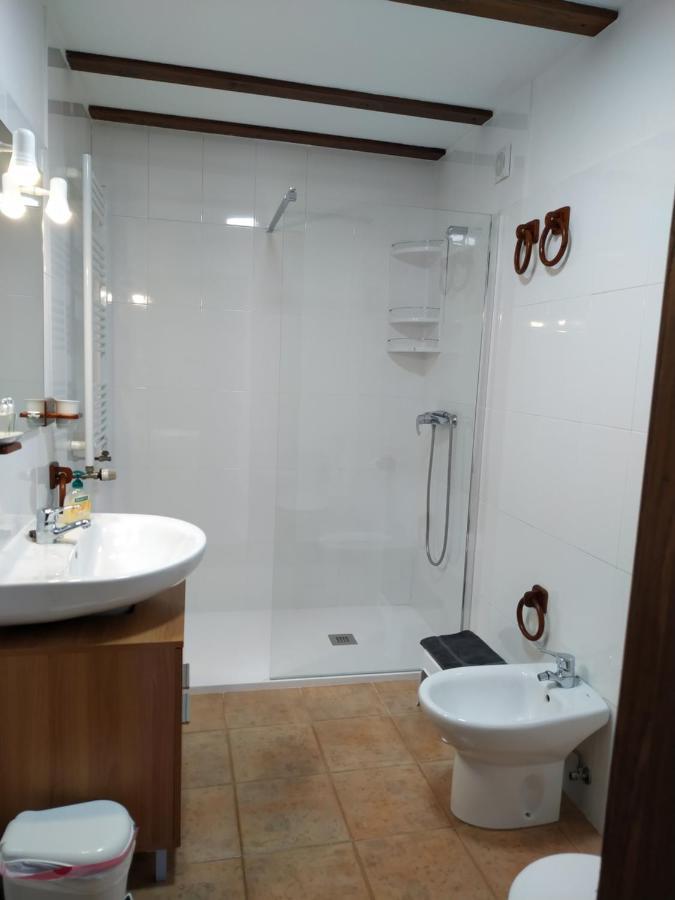 Apartamentos Llave De Santillana Santillana del Mar Extérieur photo