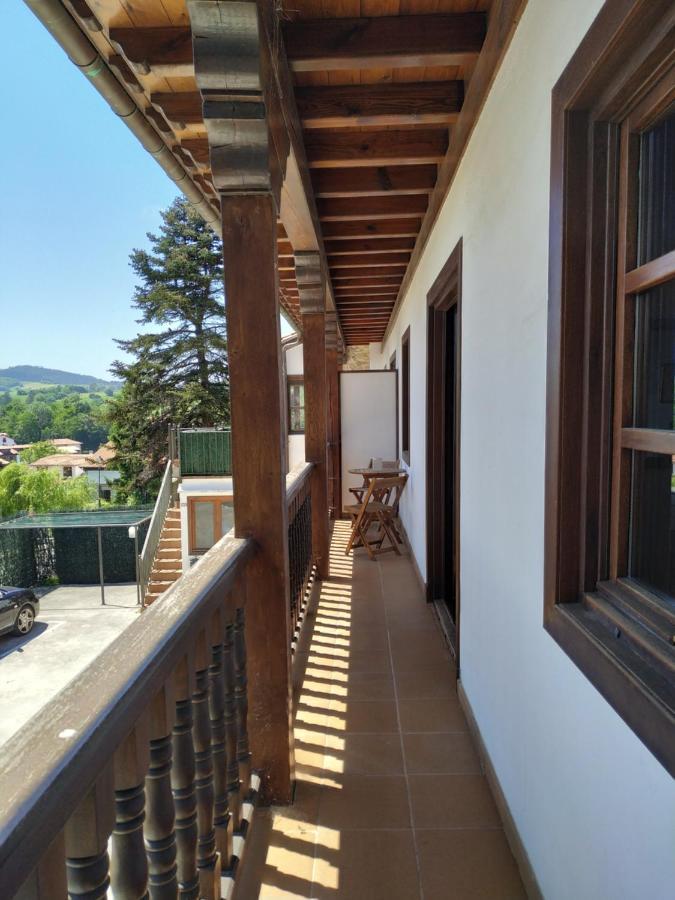 Apartamentos Llave De Santillana Santillana del Mar Extérieur photo