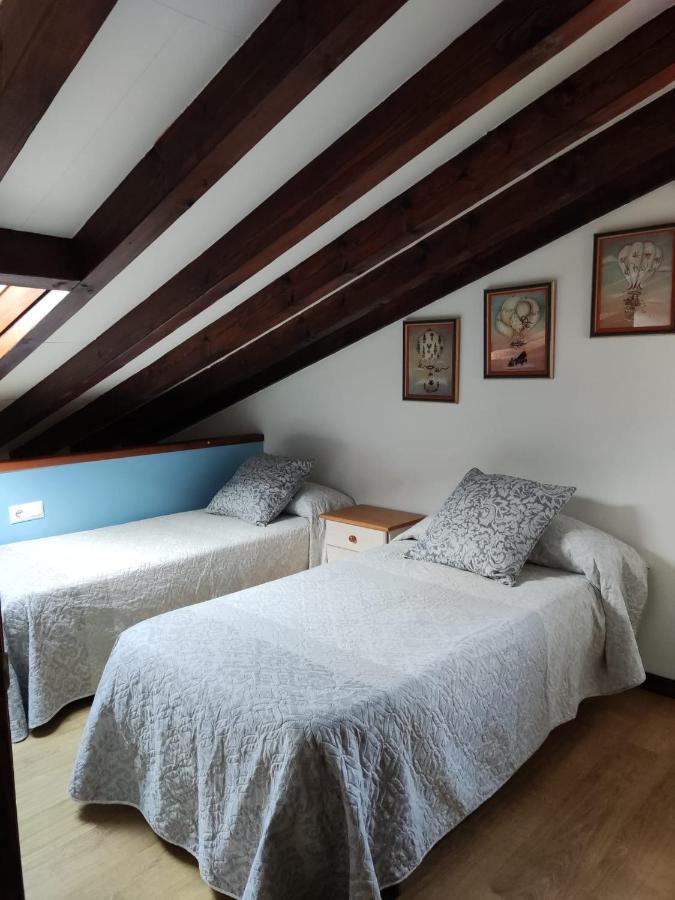Apartamentos Llave De Santillana Santillana del Mar Extérieur photo