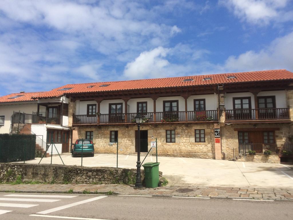 Apartamentos Llave De Santillana Santillana del Mar Extérieur photo