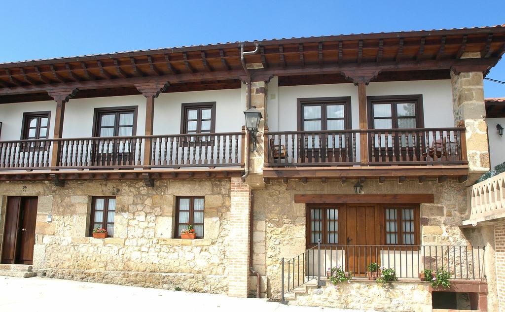 Apartamentos Llave De Santillana Santillana del Mar Extérieur photo