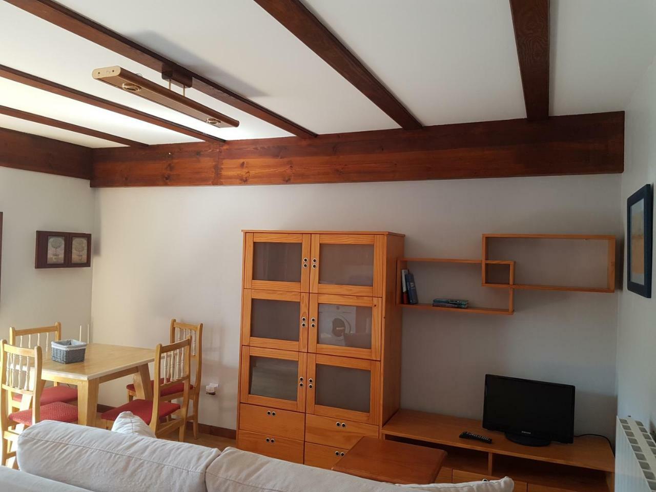 Apartamentos Llave De Santillana Santillana del Mar Extérieur photo