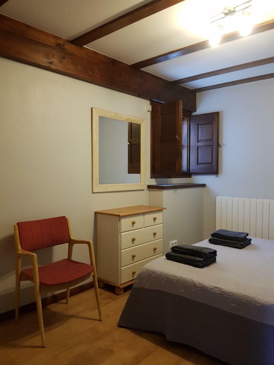 Apartamentos Llave De Santillana Santillana del Mar Extérieur photo